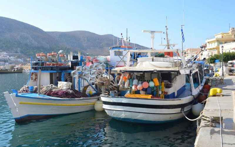 epistoli-ston-prothypoyrgo-apo-toys-paraktioys-alieis-kalymnoy-gia-tin-adikia-poy-echoyn-ypostei_11zon