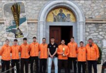 Εκπλήρωσαν το τάμα και αφιέρωσαν το Κύπελλο στον Άγιο Σάββα οι έφηβοι της Ακαδημίας Καλύμνου (CBA)