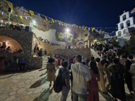 Με τη συμμετοχή πλήθους πιστών ο Πανηγυρικός Αρχιερατικός Εσπερινός του Αγίου Παντελεήμονα στην Ιερά Μονή Καλύμνου (VIDEO)