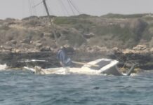 Το «ευχαριστώ» στο Λιμενικό Καλύμνου και Νισύρου από ζευγάρι Καλυμνίων που διασώθηκε στην Περγούσα