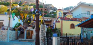 Ο εσπερινός της Παναγίας της Θρηνοδούσας στη “Χώνη” (VIDEO)