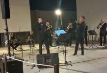 Η Κάλυμνος ταξίδεψε στον κόσμο του Elvis Presley – Ξεχωριστή συναυλία στο Ανοιχτό Θέατρο (VIDEO)