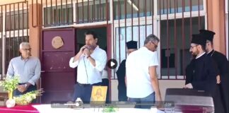 “Γύρισαν την πλάτη” στον Δήμαρχο Ρόδου οι μαθητές στον Αγιασμό – Διευθυντης ΕΠΑΛ: «Απαράδεκτη η συμπεριφορά του κ. Κολιάδη » (Video & Audio)